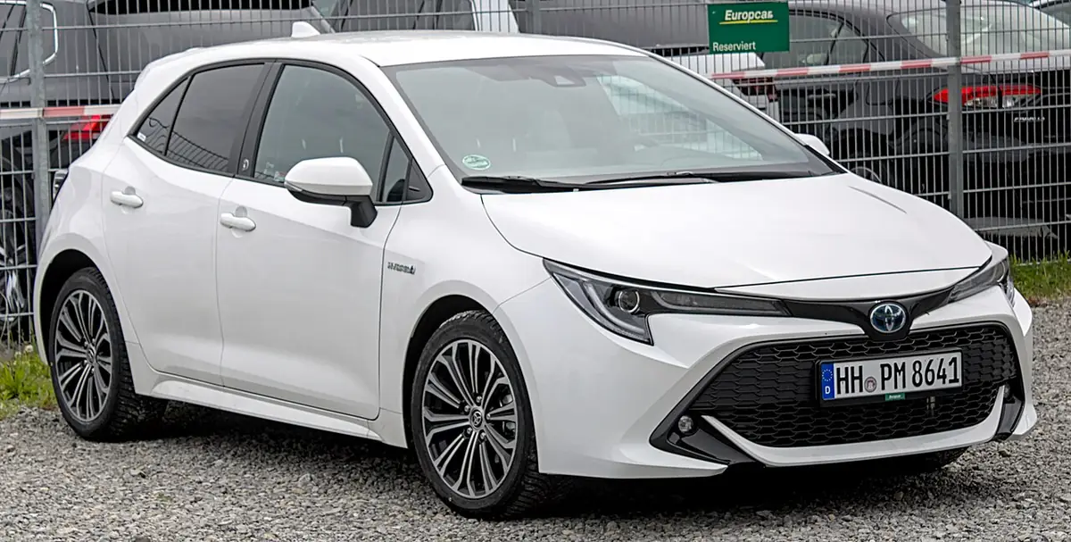 Toyota Corolla (photo from Wikimedia Commons)