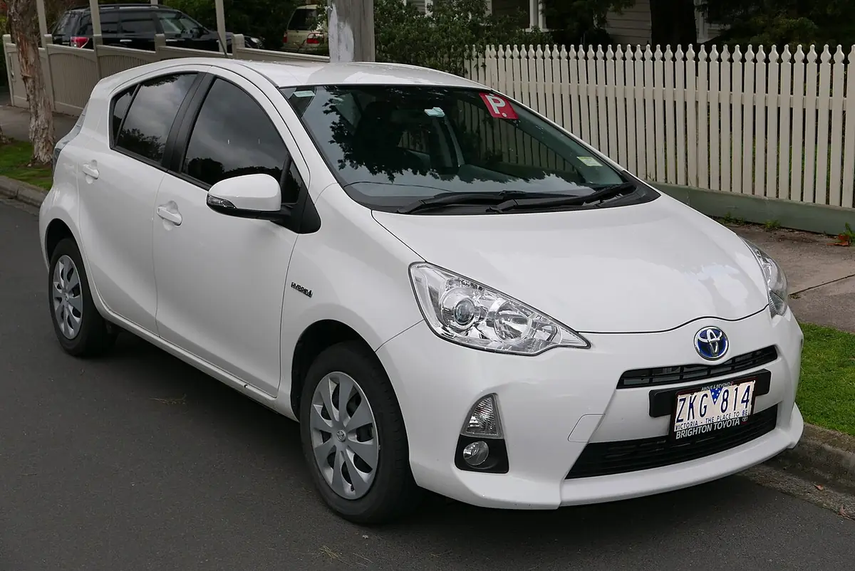 Toyota Prius c exterior (photo from Wikimedia Commons)
