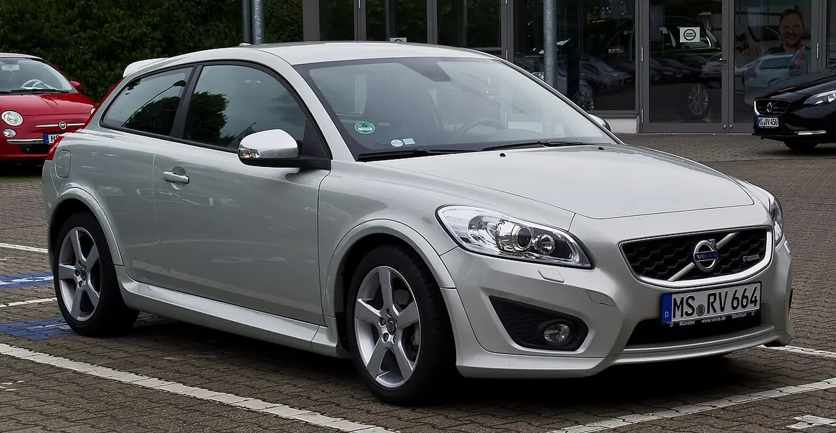 Volvo C30 exterior (photo from Wikimedia Commons)