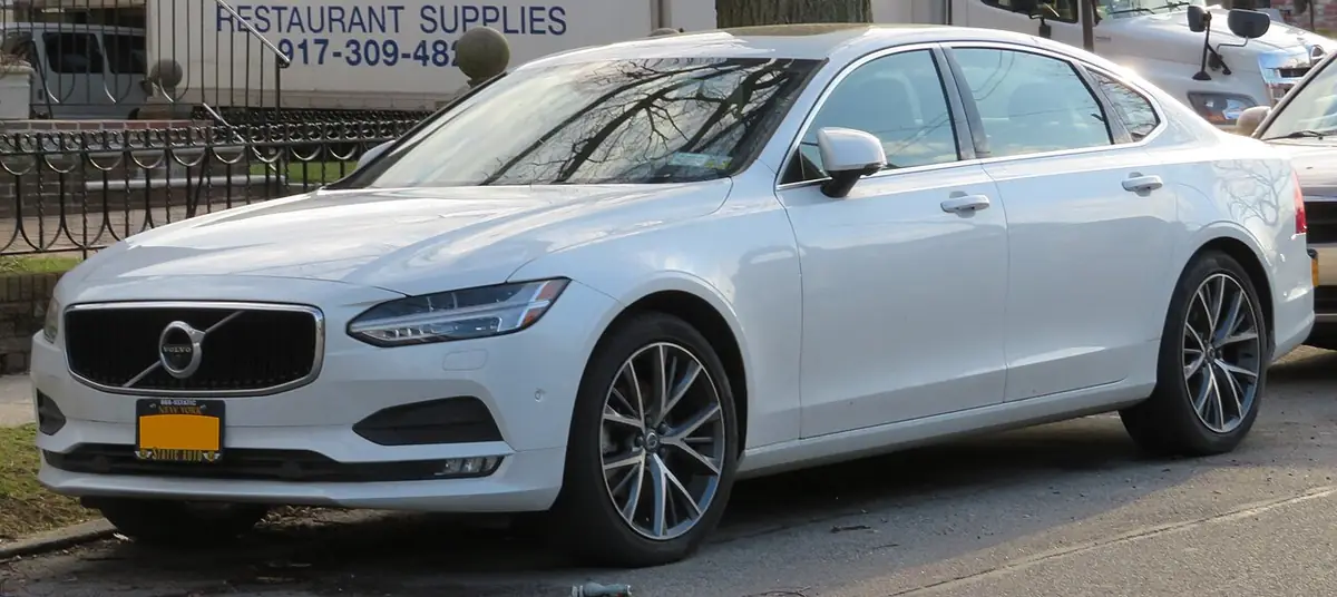 Volvo S90 (photo from Wikimedia Commons)