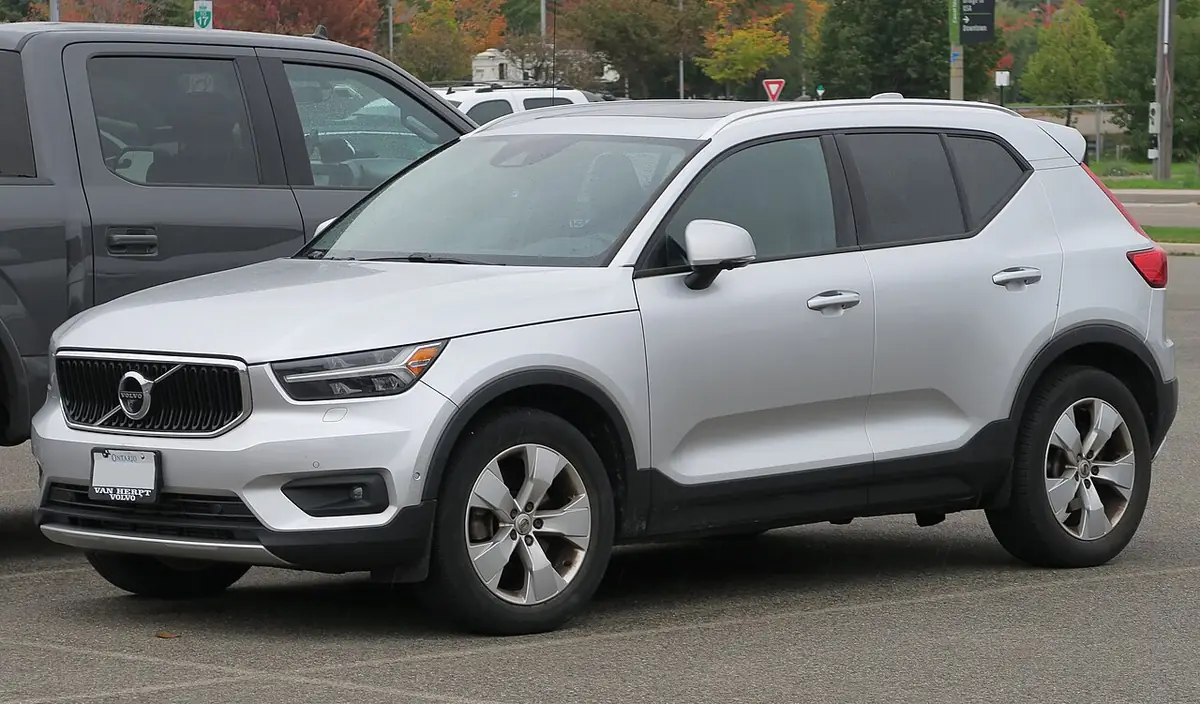 Volvo vehicle (photo from Wikimedia Commons)